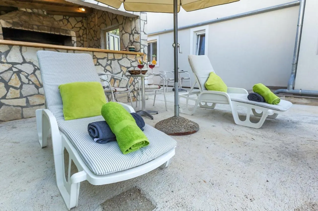 Beachfront Holiday House Kaliope Brgulje 0*,  Horvátország